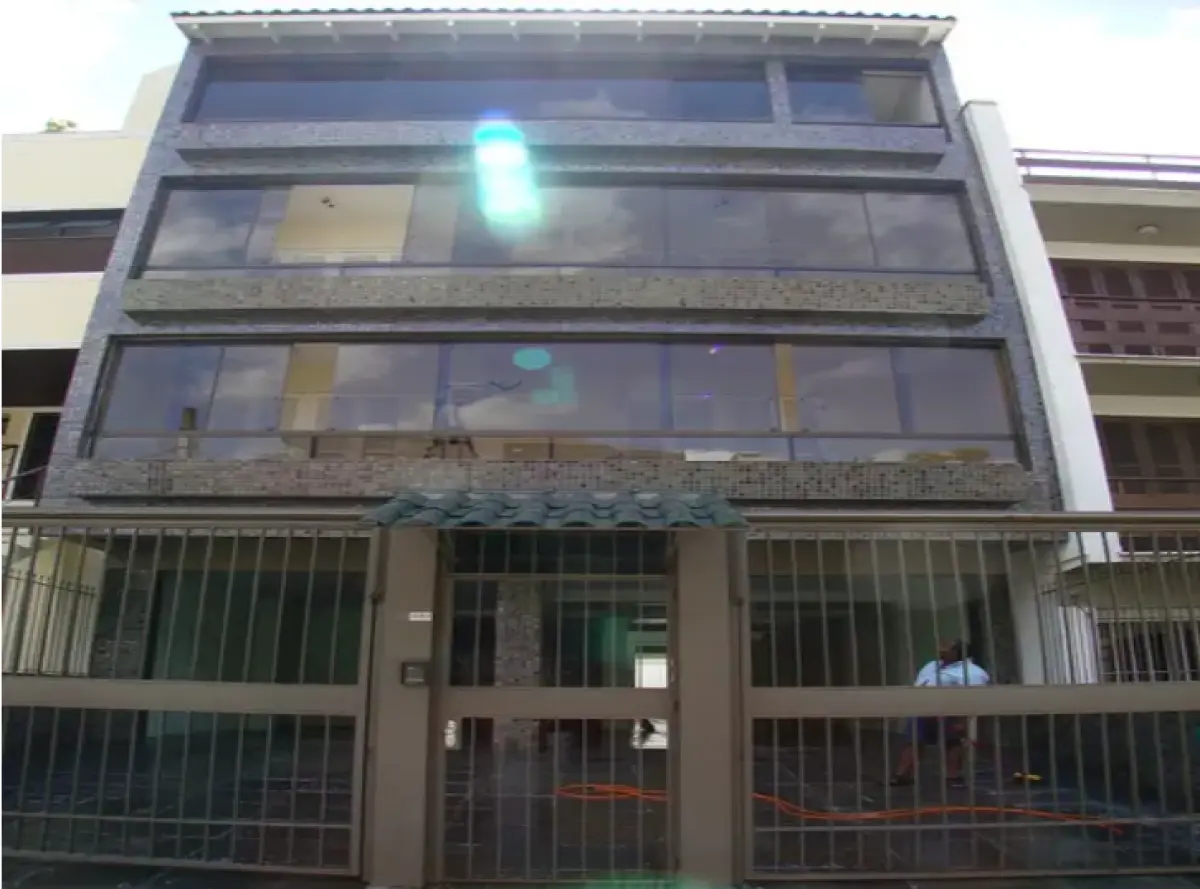 LOTE 006 - Prédio situado na R. Amélia Teles nº 601 - Petrópolis - PoA/RS