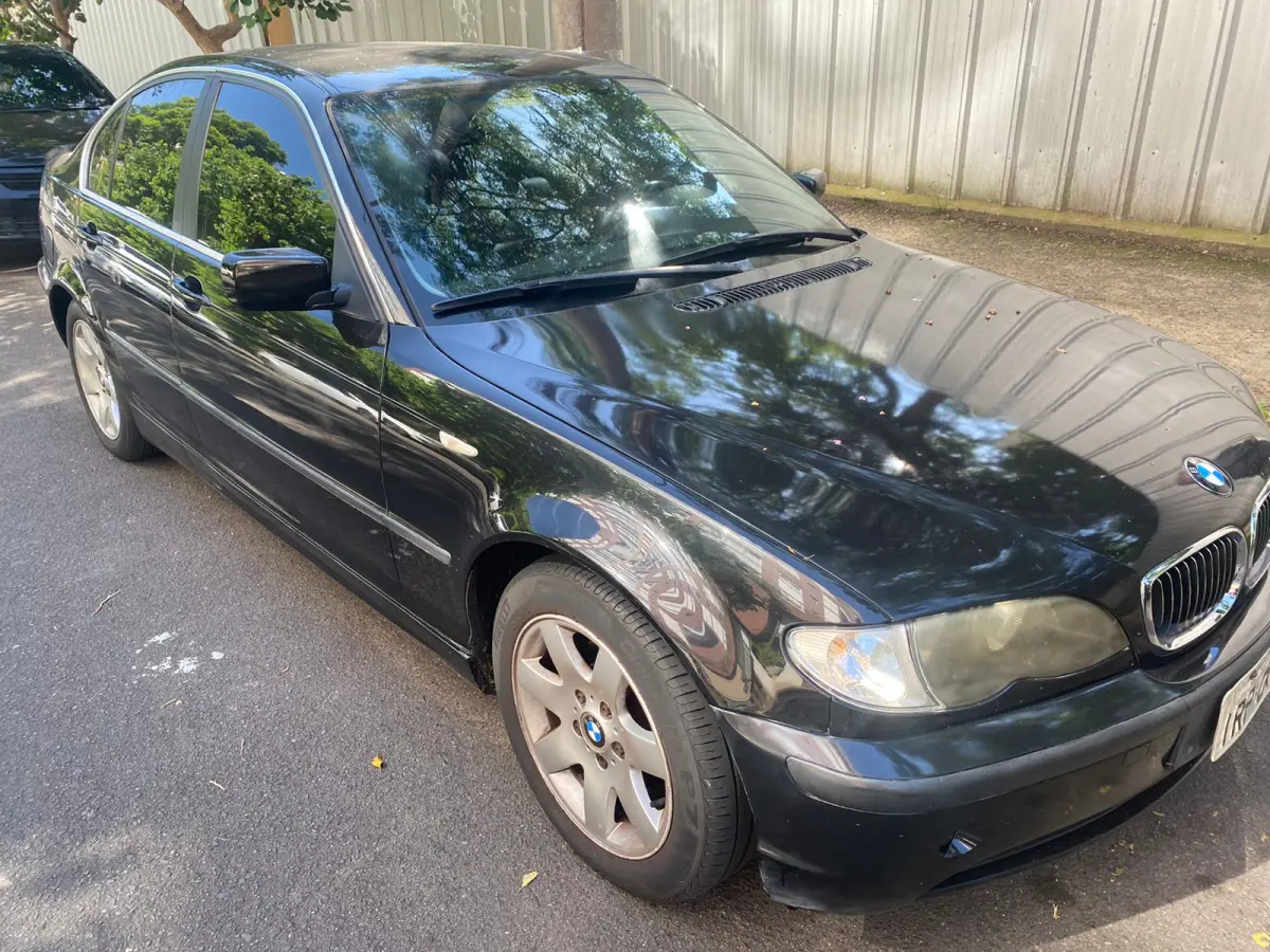 LOTE 015 - BMW 320 I , ano 03/04, placa IRP0110
