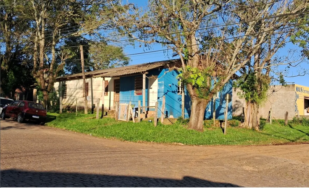 LOTE 001 - Prédio de alvenaria, para uso residencial, na R. Fontoura Xavier nº 1.824  - Alto dos Loretos - Cachoeira do Sul/RS