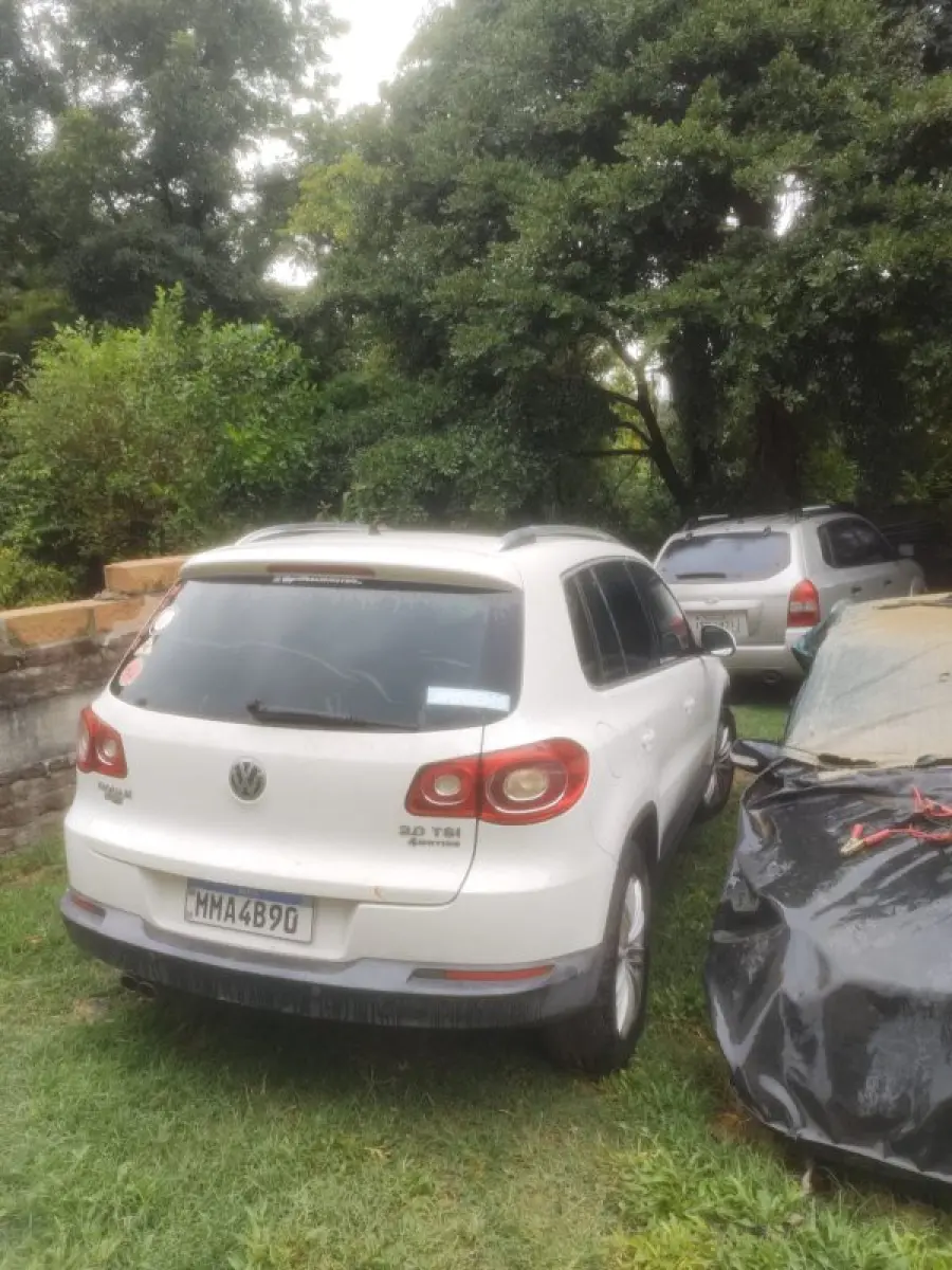 LOTE 001 - VW/Tiguan 2.0 TSI - placa MMA4B90 - Ano/modelo 2010/2011