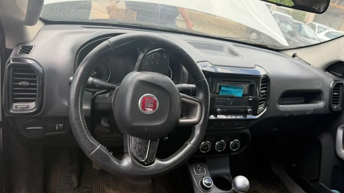 LOTE 002 - FIAT/TORO FREEDOM MT D4, ano 2017/2018