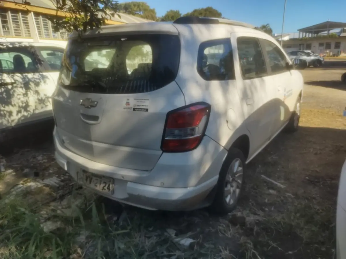 LOTE 001