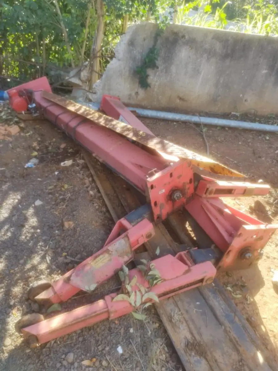 LOTE 004 - Elevador/Automotivo