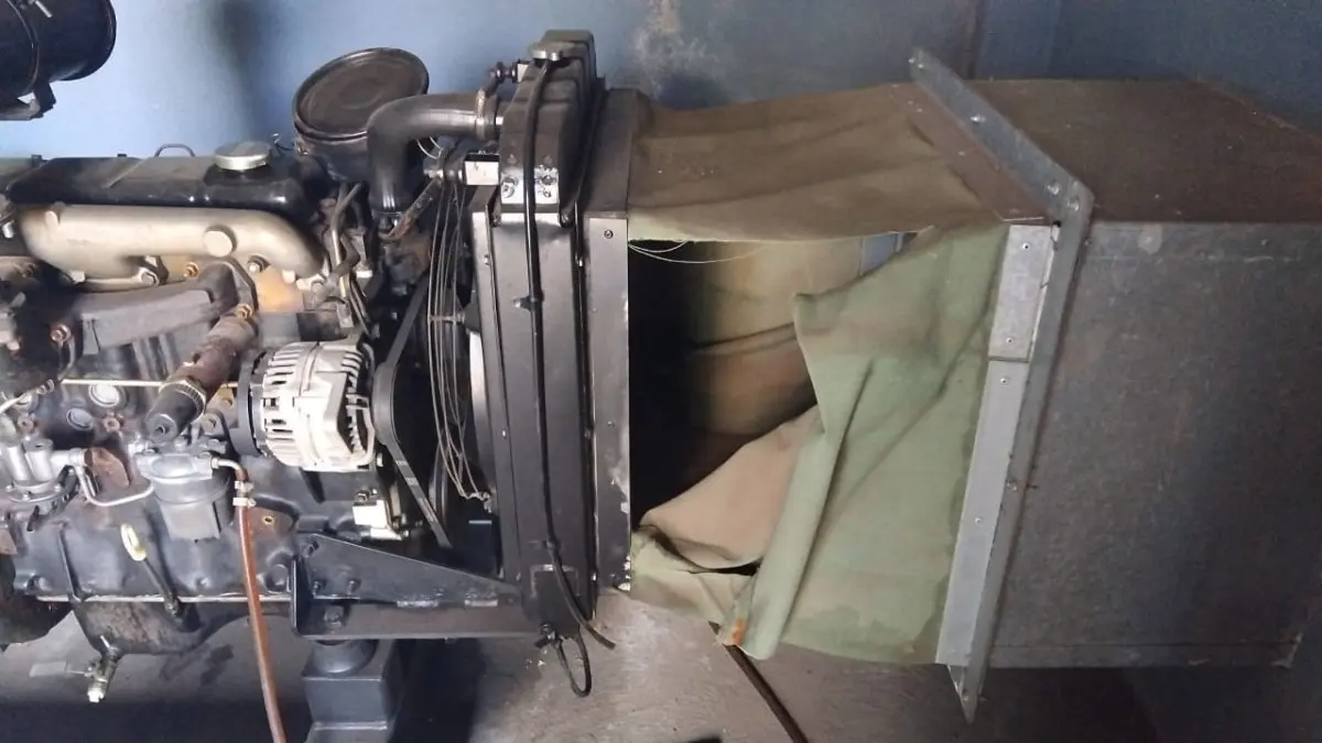 LOTE 005 - Gerador a Diesel/Sistemac 40 KVA