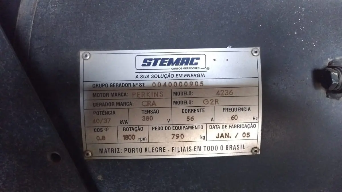 LOTE 005 - Gerador a Diesel/Sistemac 40 KVA