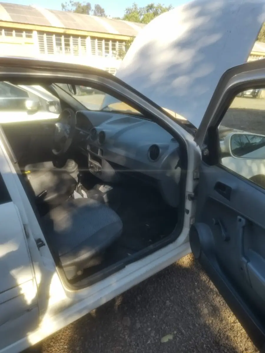 LOTE 003 - VOLKSWAGEN/ GOL, ano 2013/2014.