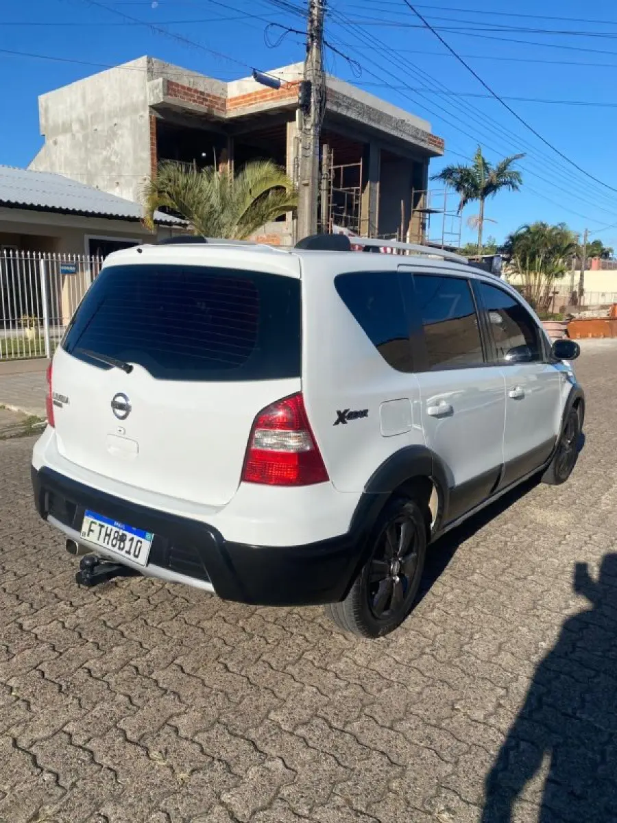 LOTE 003 - Nissan Livina 1.8 - Ano 2014 - LIBERAÇÃO IMEDIATA