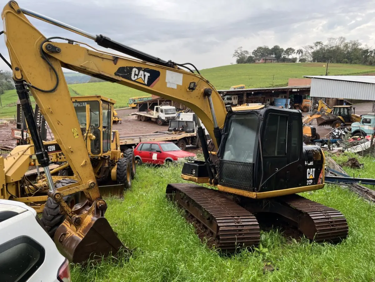 LOTE 021 - ESCAVADEIRA HIDRÁLICA CAT 312DL