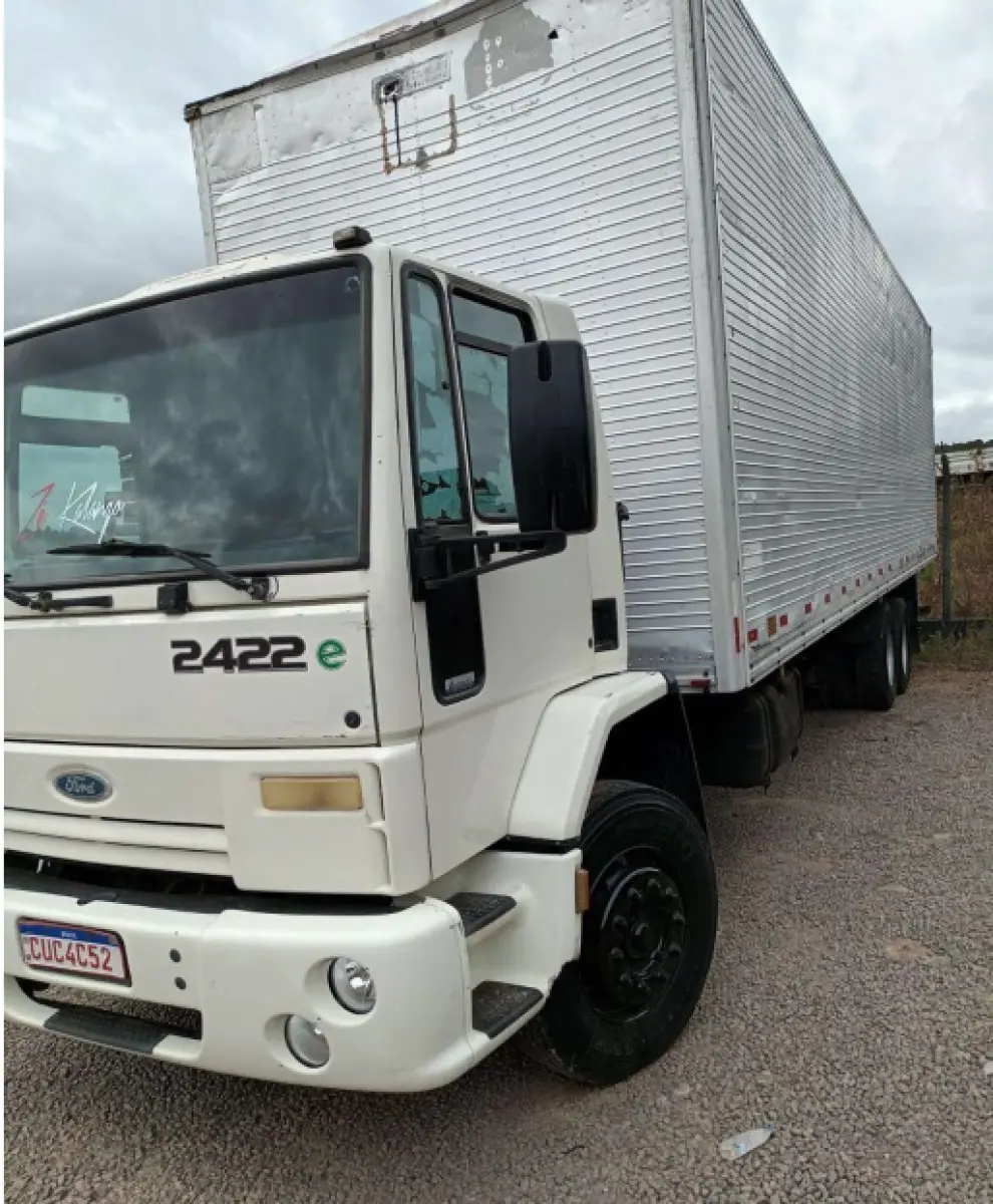 LOTE 003 - Ford/Cargo 2422E - Ano/modelo  2009