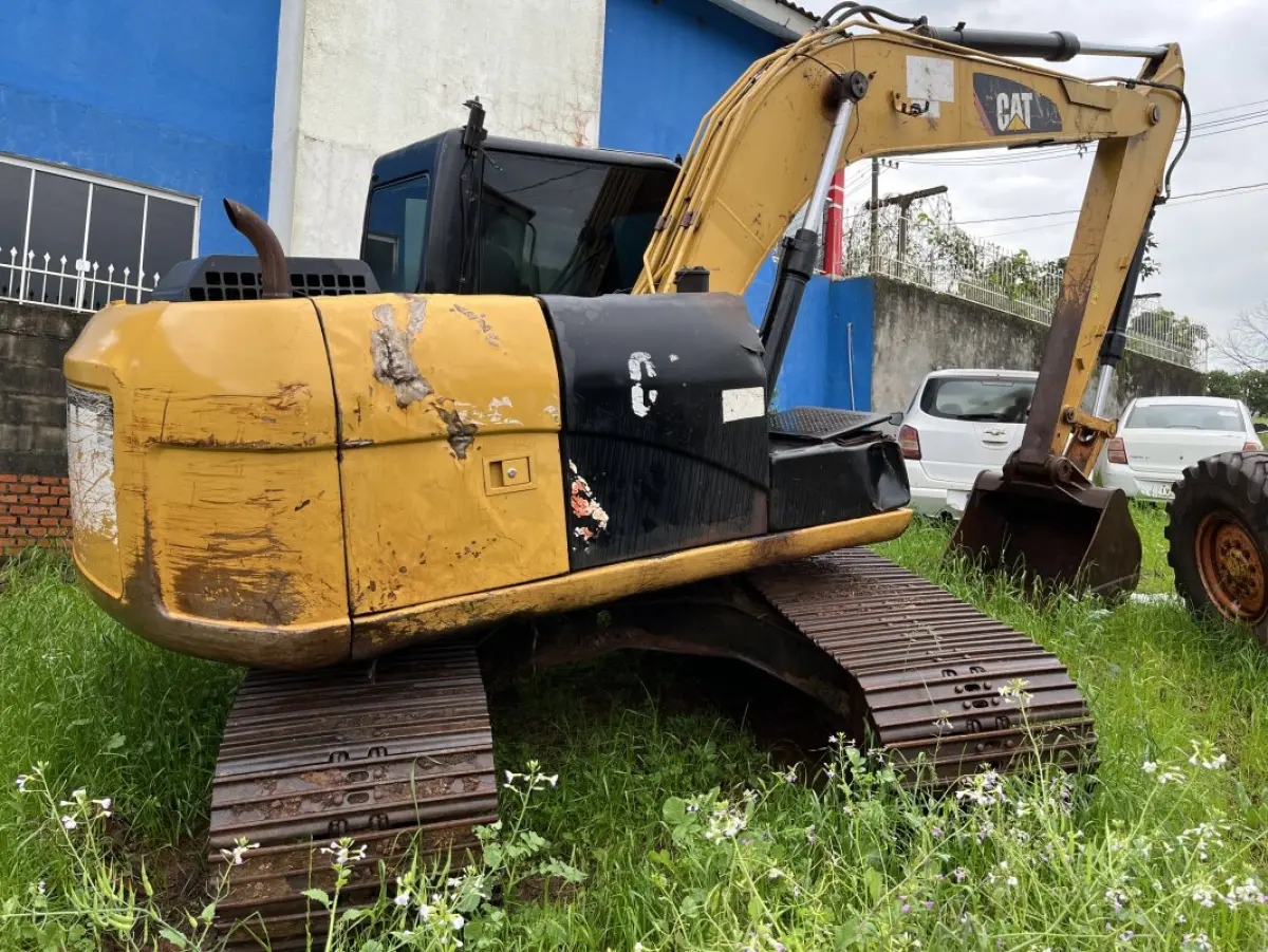 LOTE 021 - ESCAVADEIRA HIDRÁLICA CAT 312DL