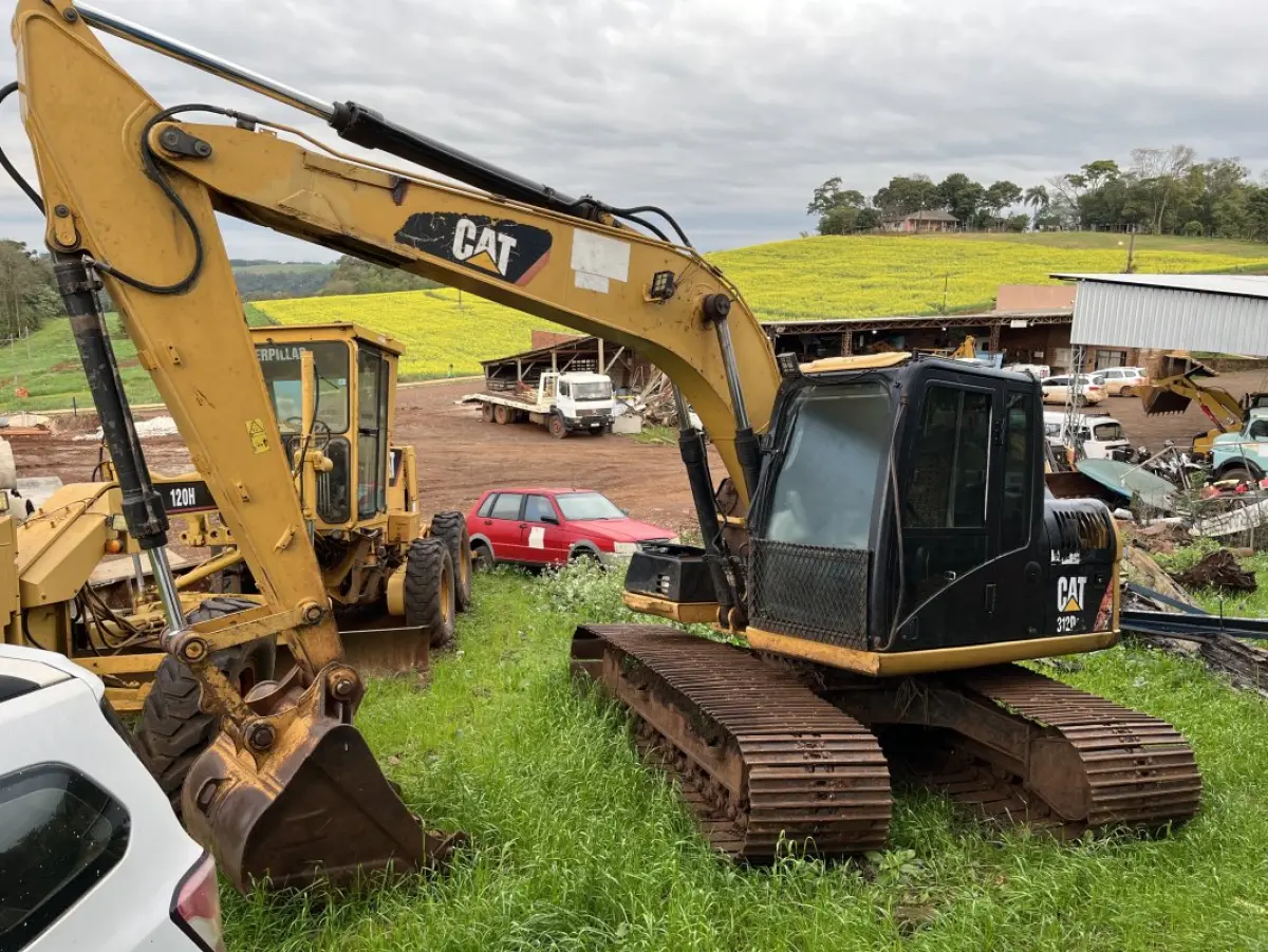 LOTE 021 - ESCAVADEIRA HIDRÁLICA CAT 312DL