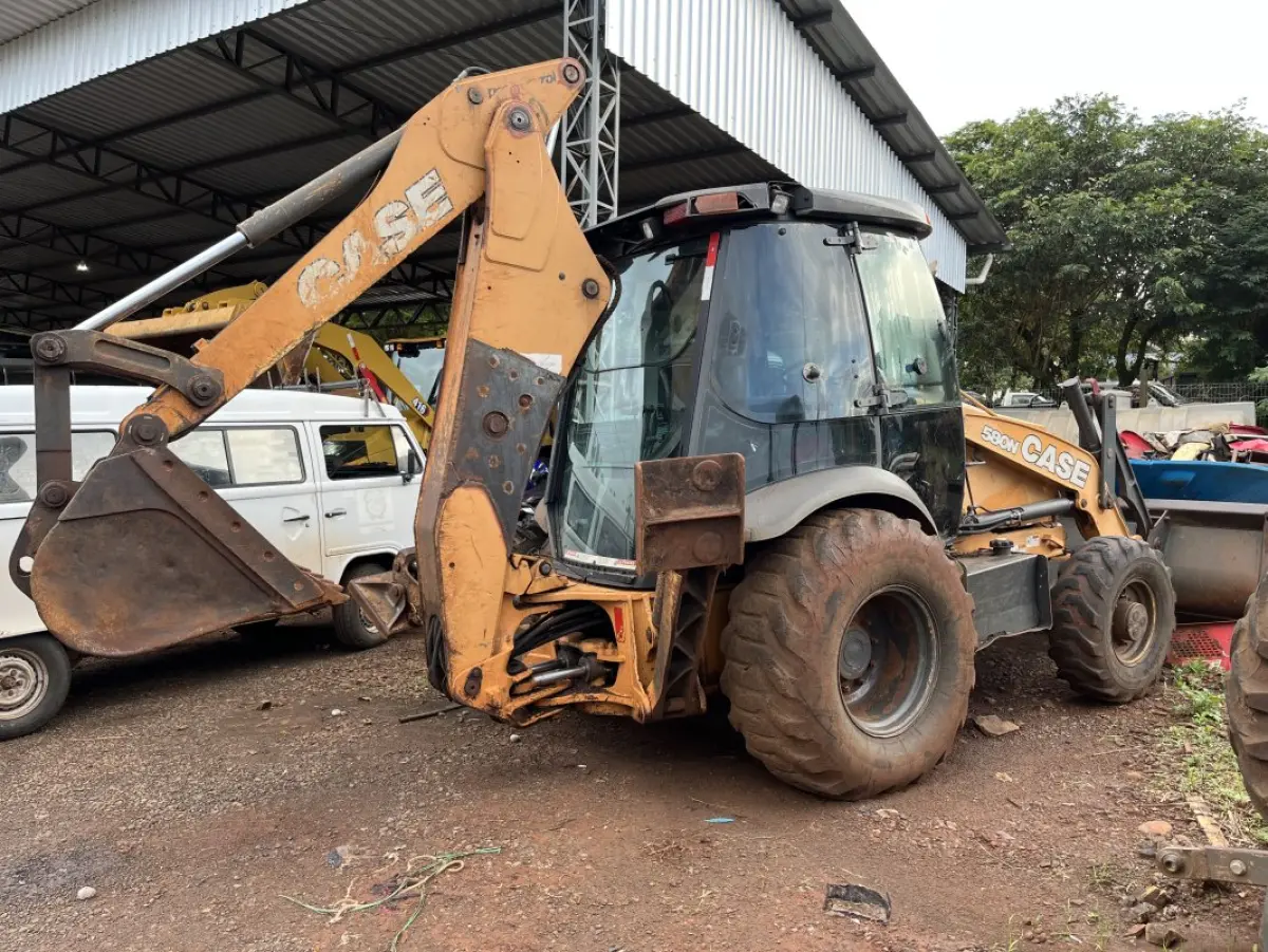 LOTE 022 - RETROESCAVADEIRA CASE - ANO 2019/ MODELO 2019