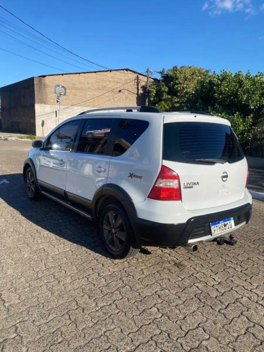 LOTE 003 - Nissan Livina 1.8 - Ano 2014 - LIBERAÇÃO IMEDIATA