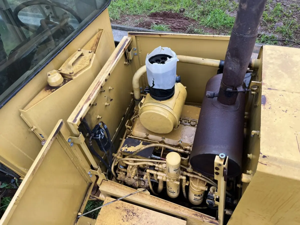 LOTE 020 - MOTONIVELADORA CAT 120H - SERIE 05FM06039