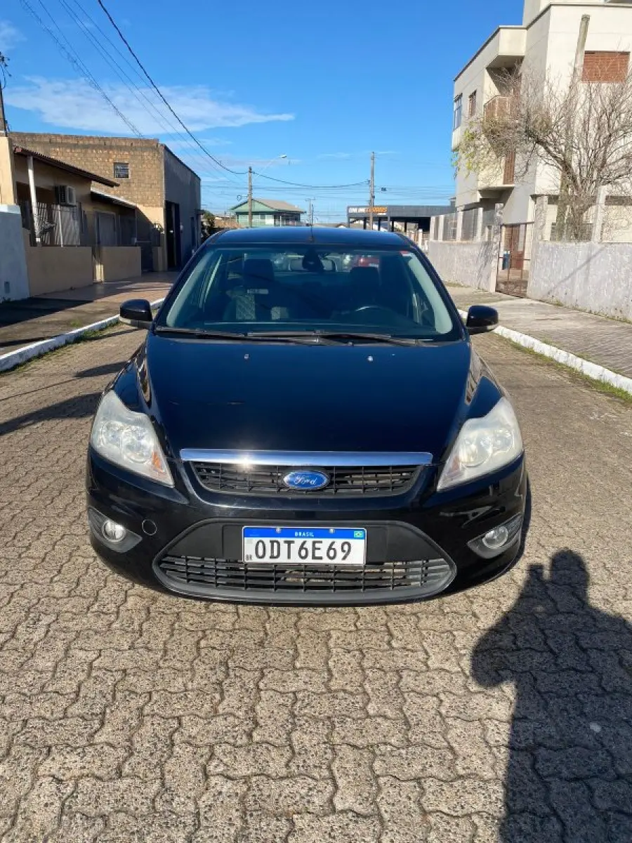 LOTE 005 - Ford/Focus 2.0 - Ano 2013 - LIBERAÇÃO IMEDIATA
