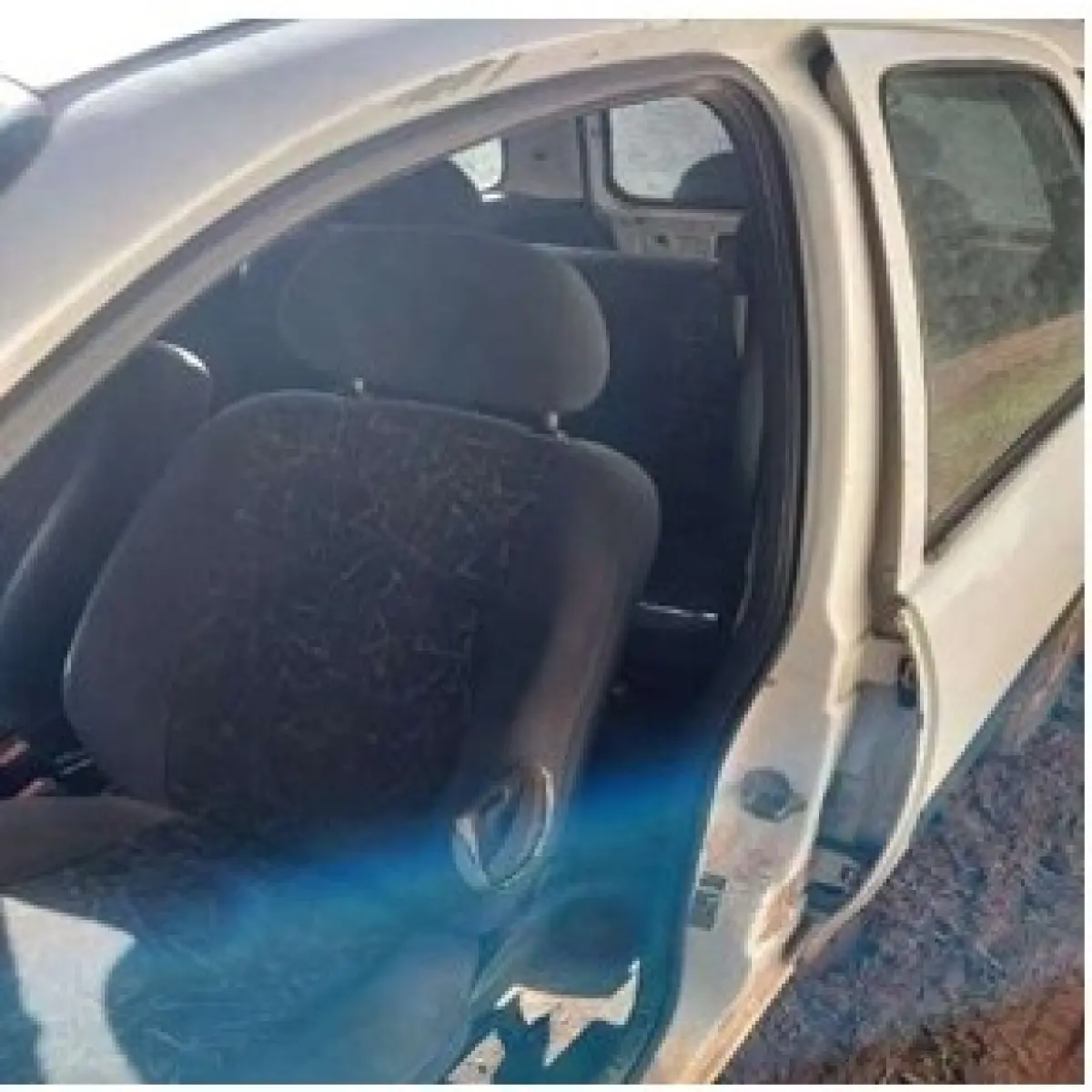 LOTE 010 - CORSA SUPER ANO 2001/2001