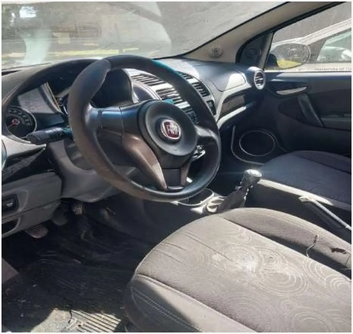 LOTE 005 - FIAT SIENA 1.4, ANO 2017/2018