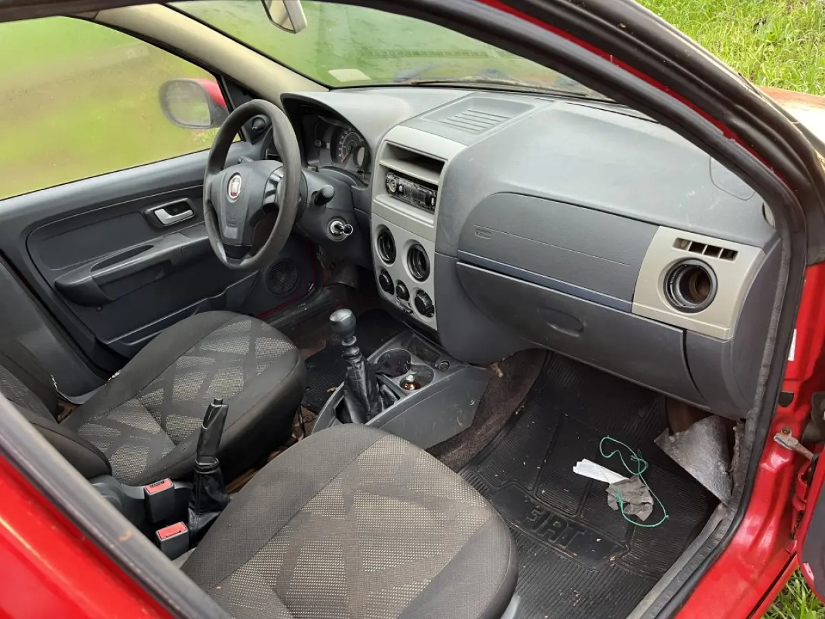 LOTE 005 - FIAT /PÁLIO FIRE - PLACA IWC1J21