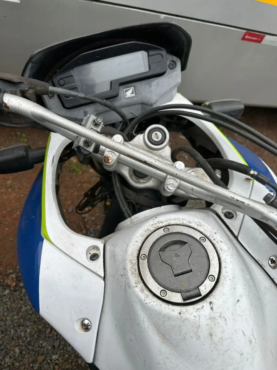 LOTE 006 - Motocicleta Honda XRE 300, ano/Model: 2018/2018
