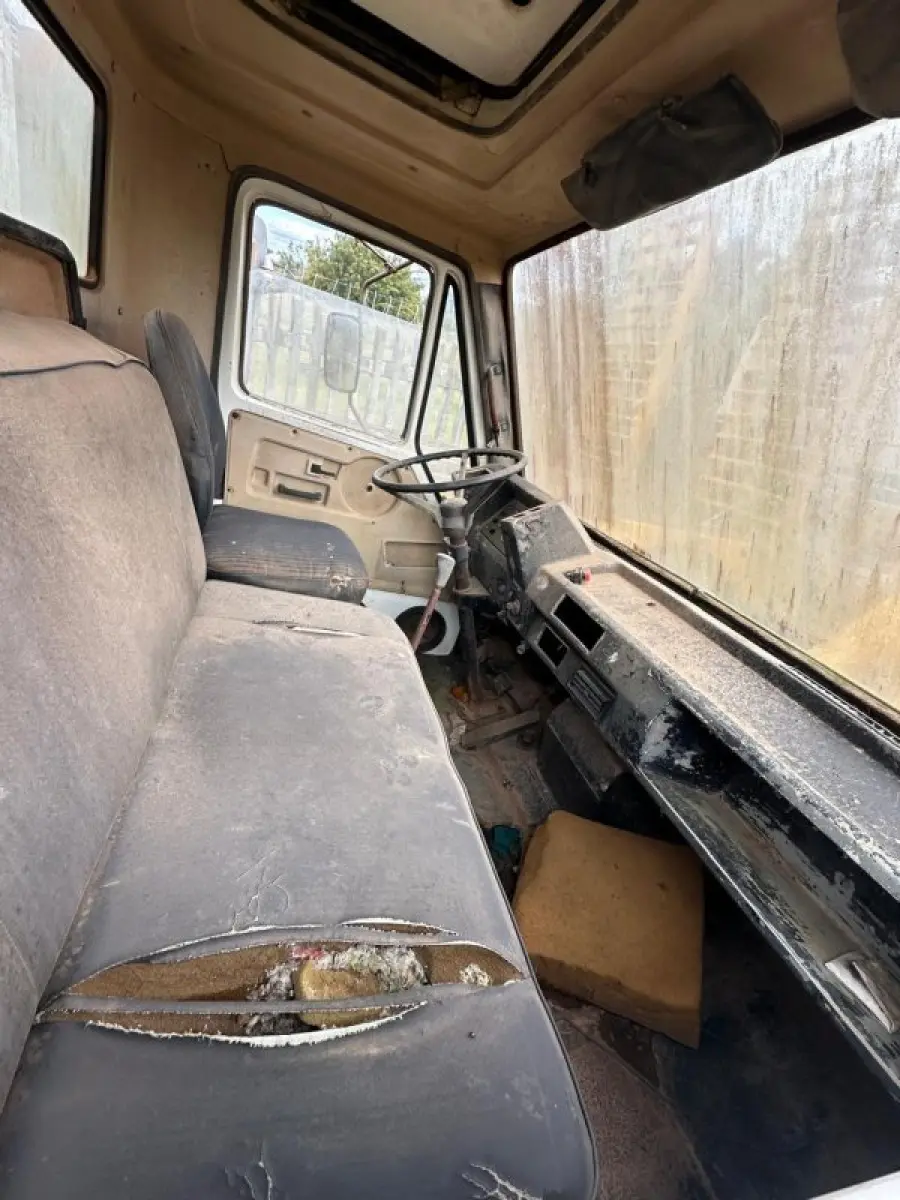 LOTE 004 - Caminhão Agrale 1600 D-RD diesel - ano 87