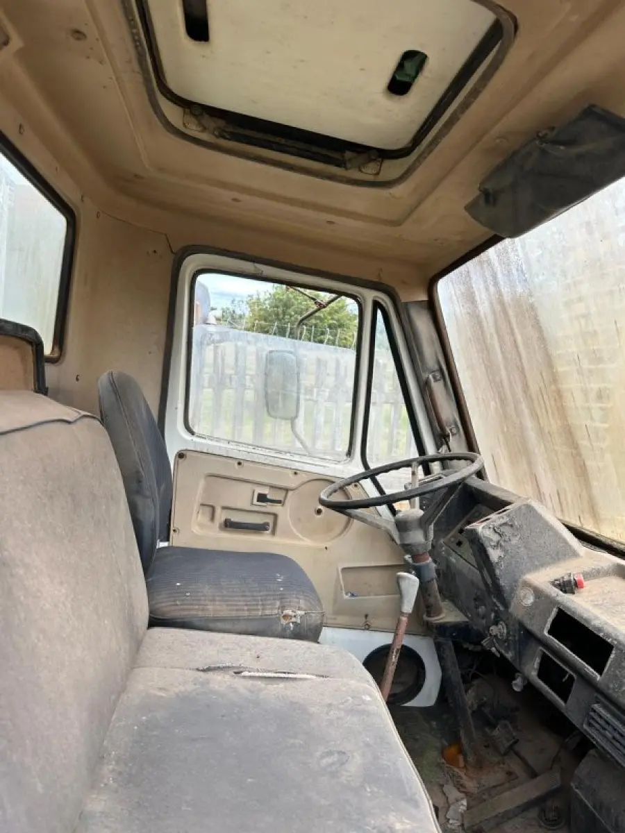 LOTE 004 - Caminhão Agrale 1600 D-RD diesel - ano 87