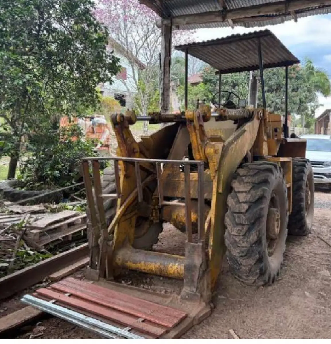 LOTE 001