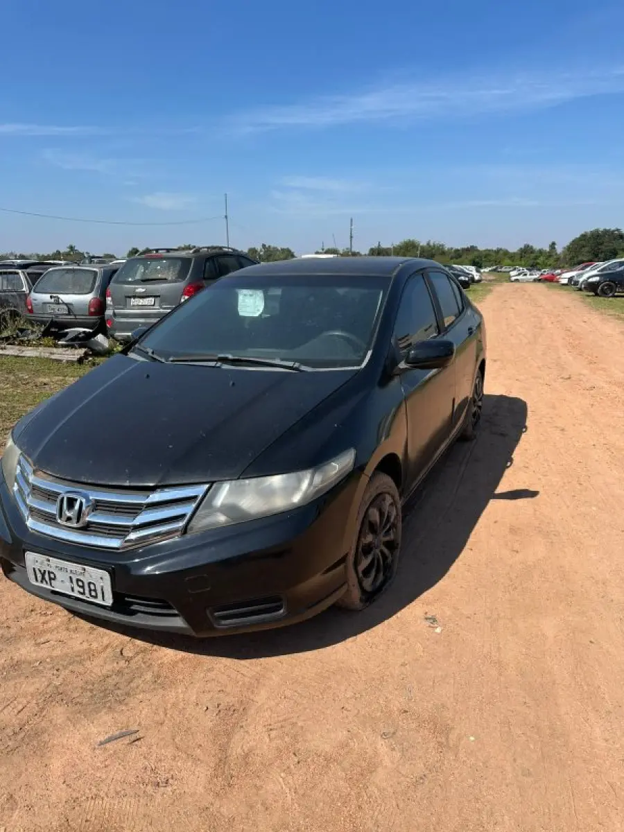 LOTE 005 - HONDA/CITY DX FLEX - Ano/modelo 2012/2013