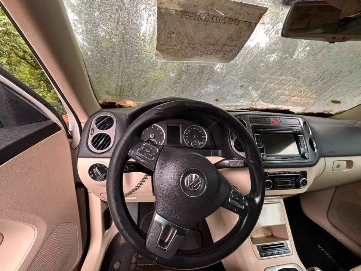 LOTE 001 - VW/Tiguan 2.0 TSI - placa MMA4B90 - Ano/modelo 2010/2011