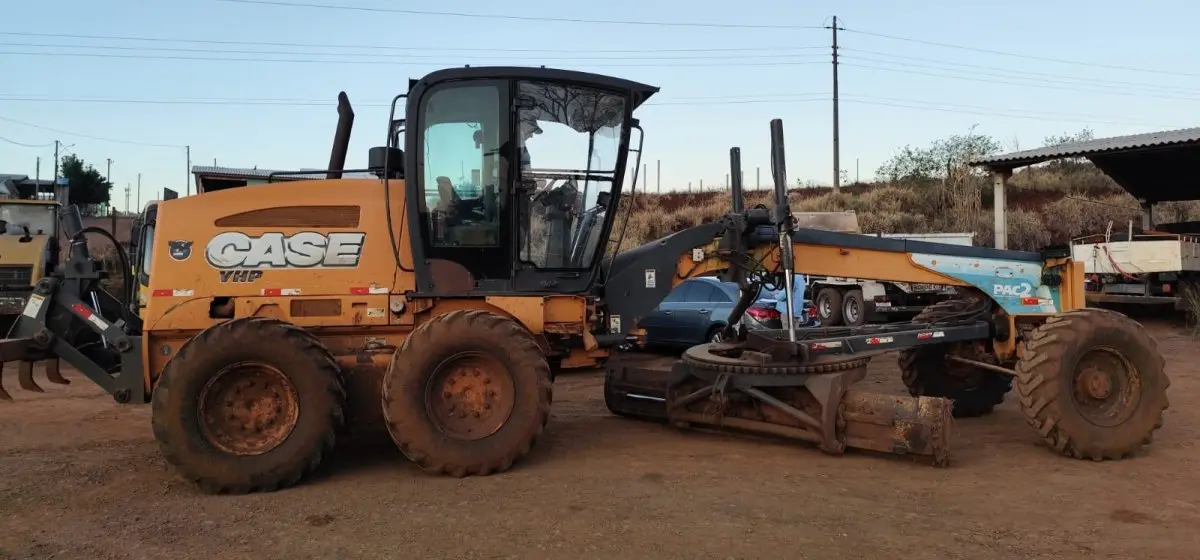 LOTE 003 - MOTONIVELADORA, Marca CASE, Modelo 845B, Ano/modelo 2014