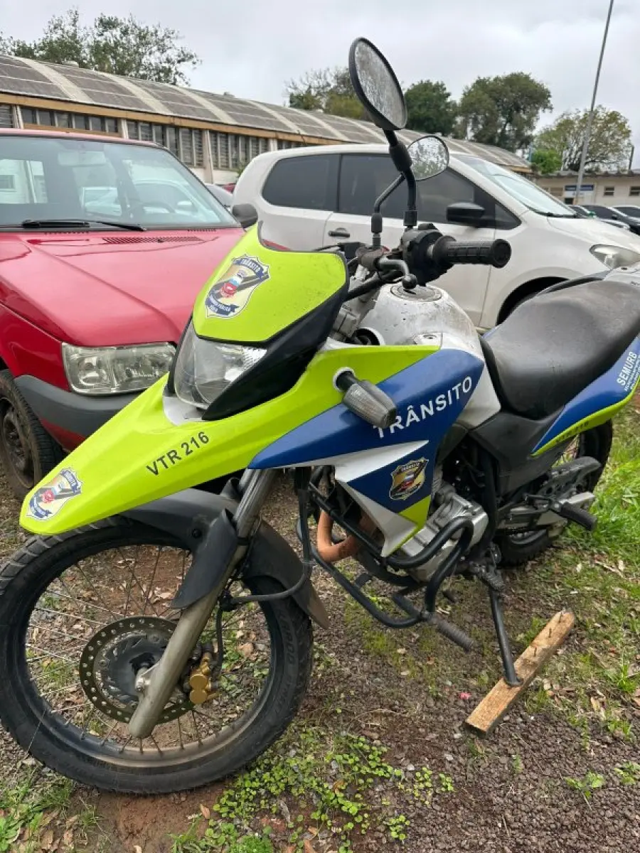 LOTE 005 - Motocicleta Honda XRE 300, ano/Model: 2018/2018