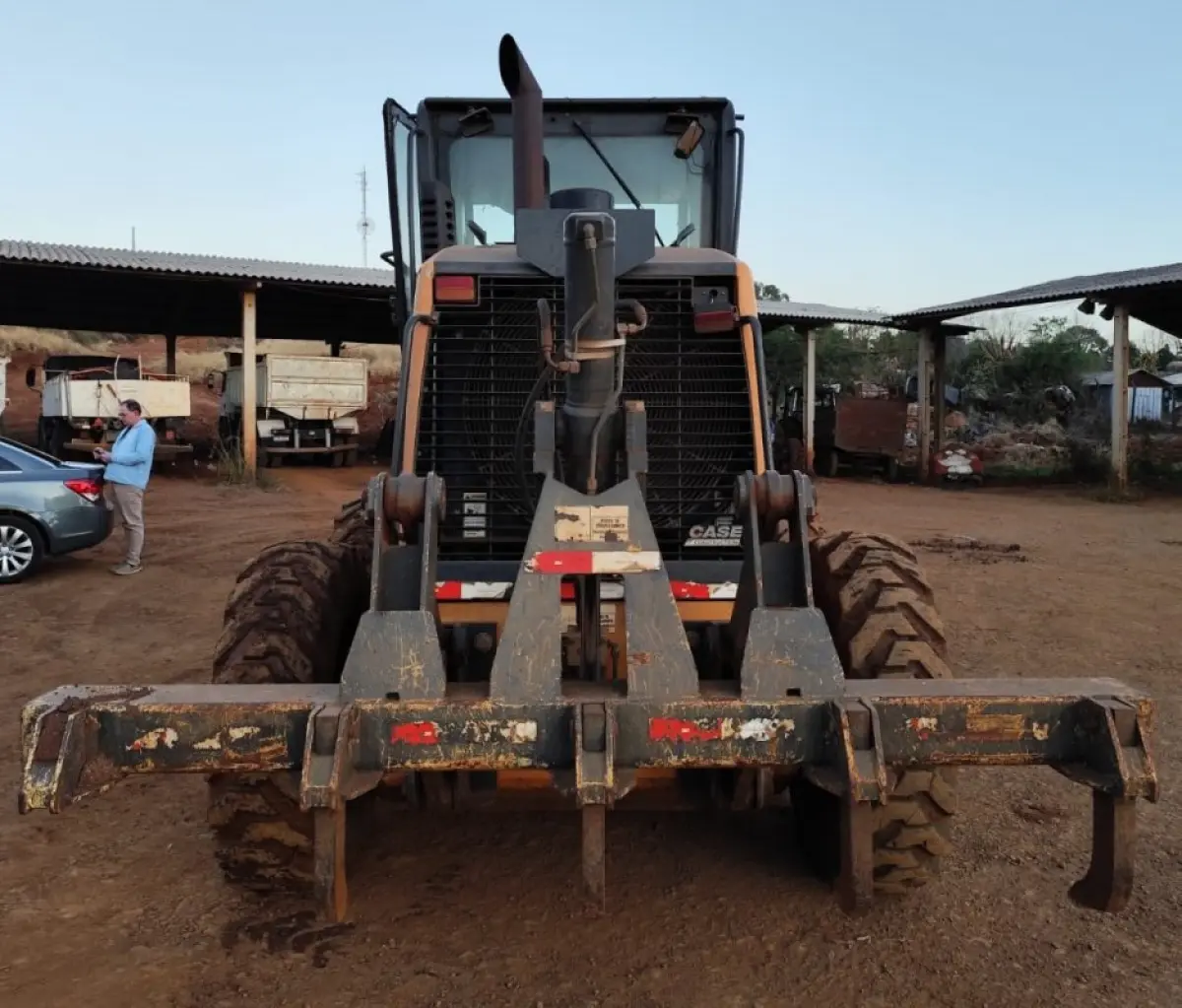LOTE 003 - MOTONIVELADORA, Marca CASE, Modelo 845B, Ano/modelo 2014