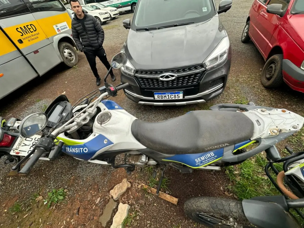 LOTE 007 - Motocicleta Honda XRE 300, ano/model: 2018/2018
