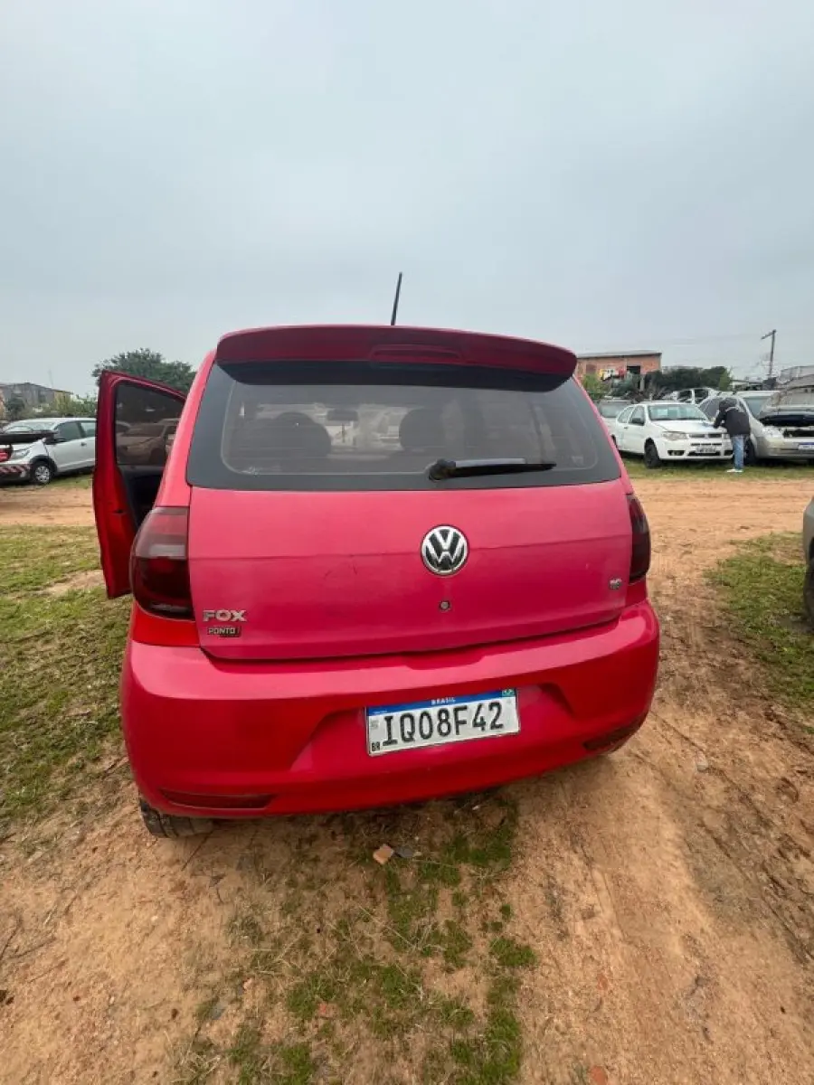 LOTE 003 - Marca: VW/FOX 1.6 PRIME GII - Ano/modelo 2009/2010