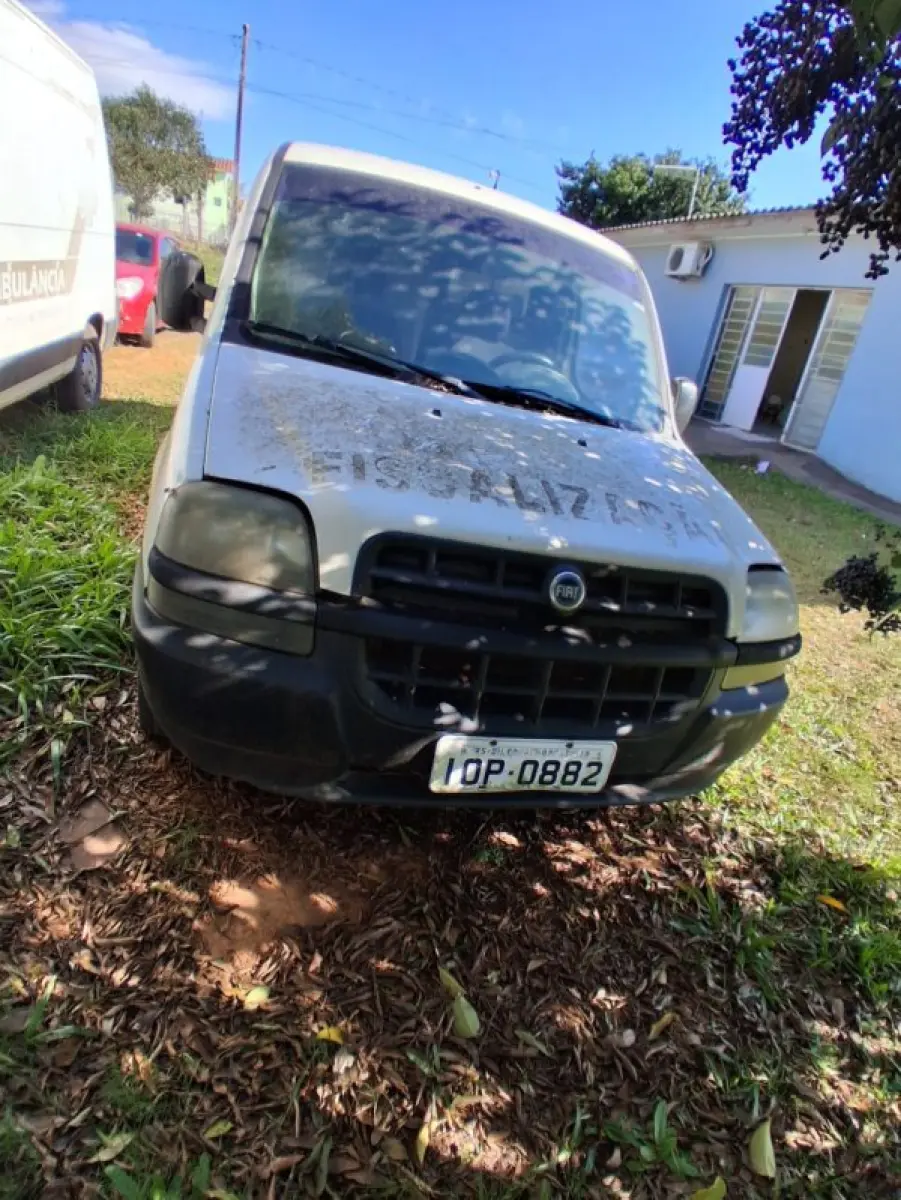 LOTE 001 - FIAT DOBLO FURGÃO, ANO 2008