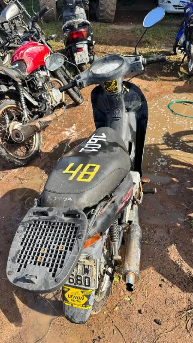 LOTE 0048