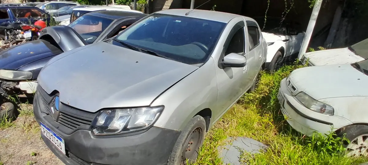 LOTE 0557