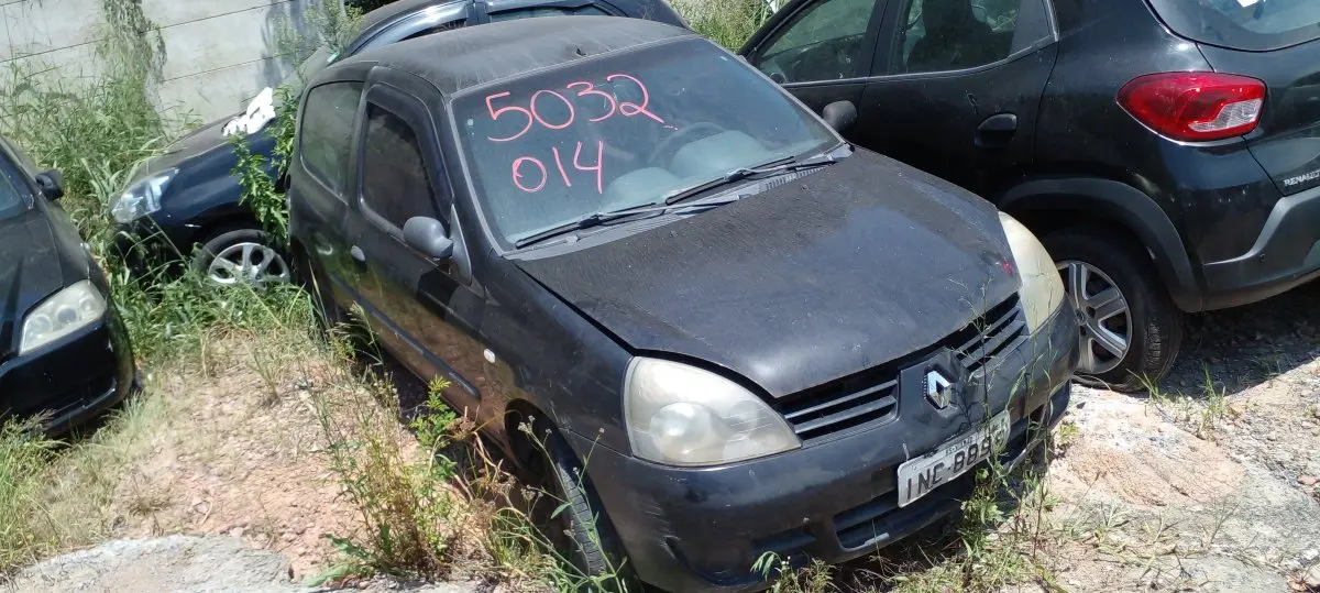 LOTE 0586