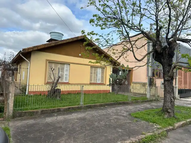 Excelente Leilão de  Imóvel Vara Cível - Rua Dr. Alberto Albertini, nº 543 - São Sebastião - Porto Alegre/RS