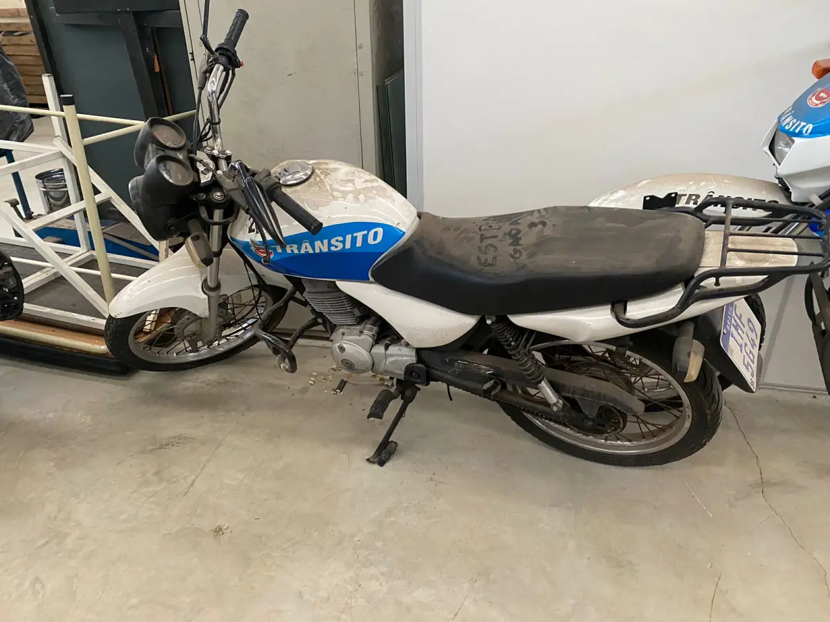 LOTE 003 - HONDA/CG 150 TITAN ES. Fabricação/Modelo: 2004/2005