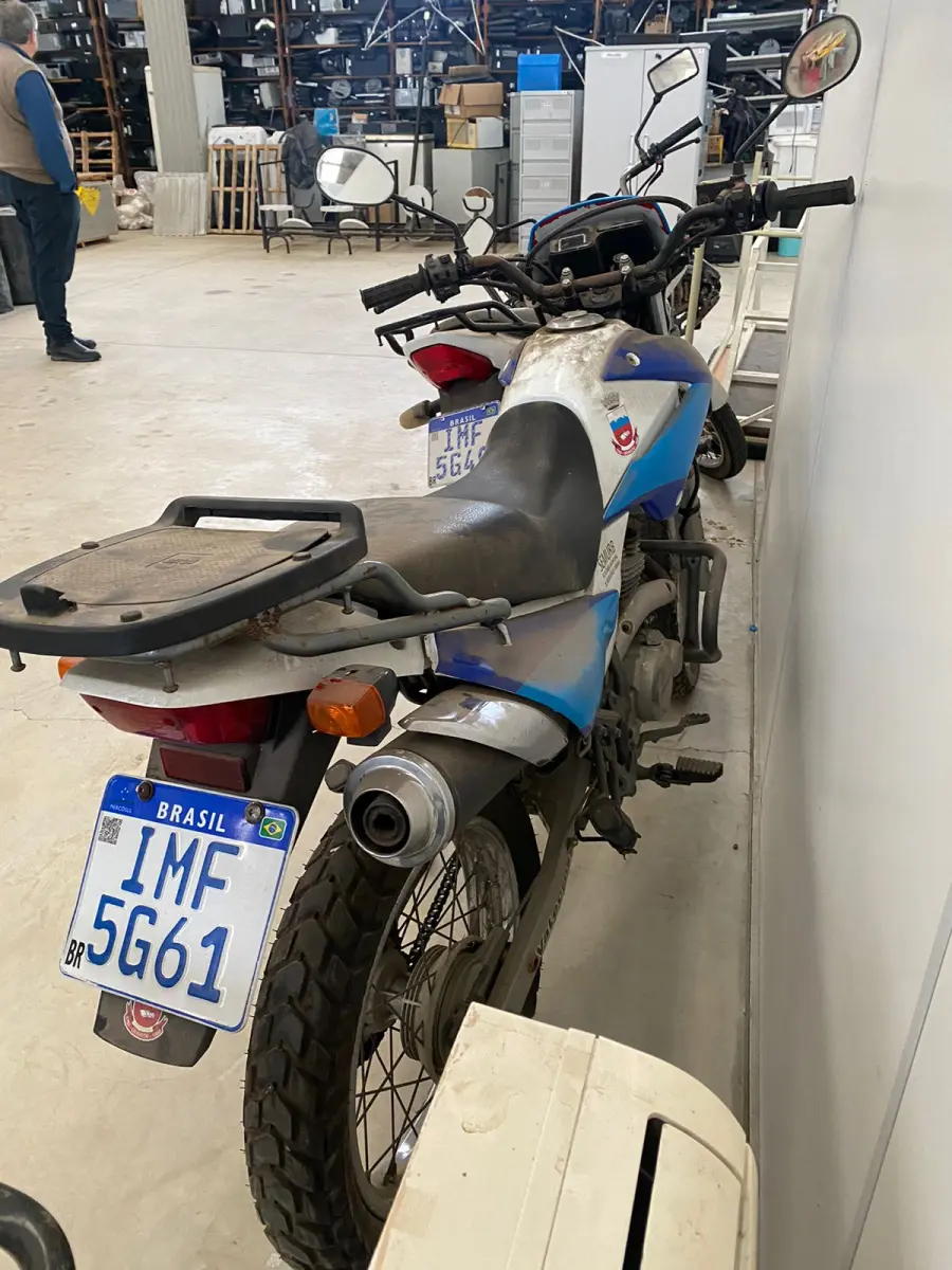 LOTE 008 - HONDA/NXR 150 BROS. Fabricação/Modelo: 2004/2005