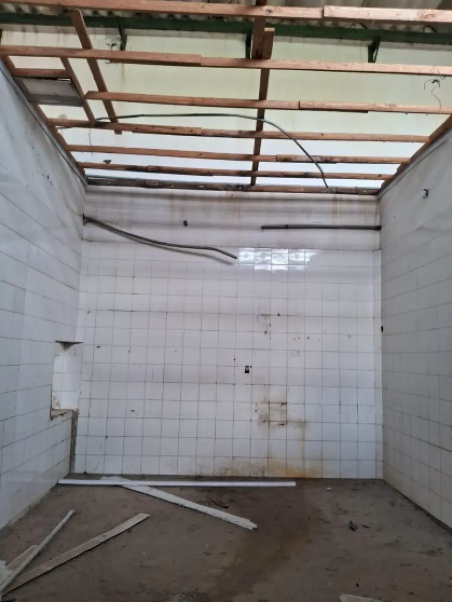 LOTE 001 - Imóvel - Prédio em Alvenaria (industrial), na Estrada do Salso -  Pelotas/RS