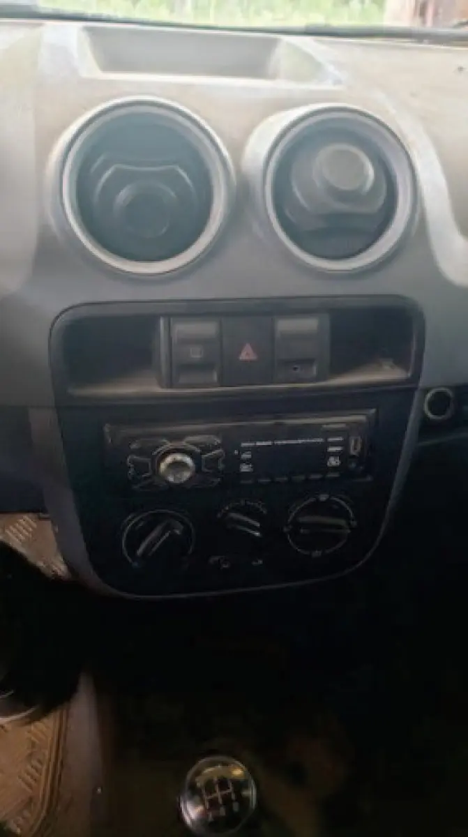 LOTE 002 - VW/Parati 1.6 - Ano/modelo 2008/2009