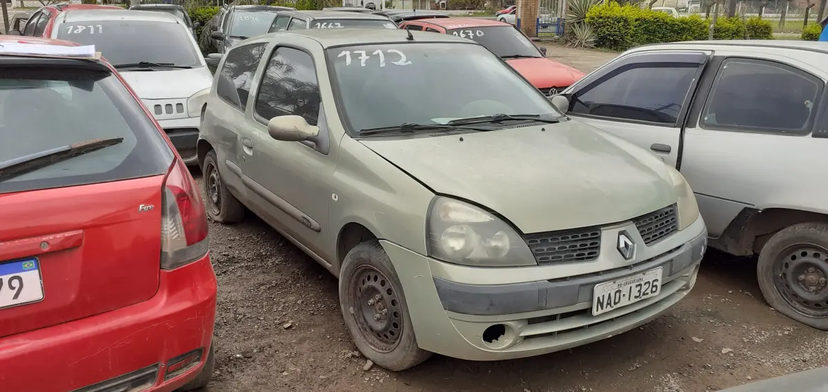 LOTE 0196