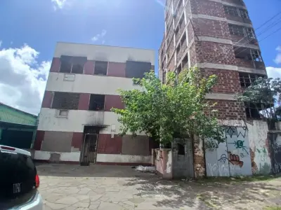 Casa de alvenaria - Rua Livramento, 584 - Porto Alegre/RS