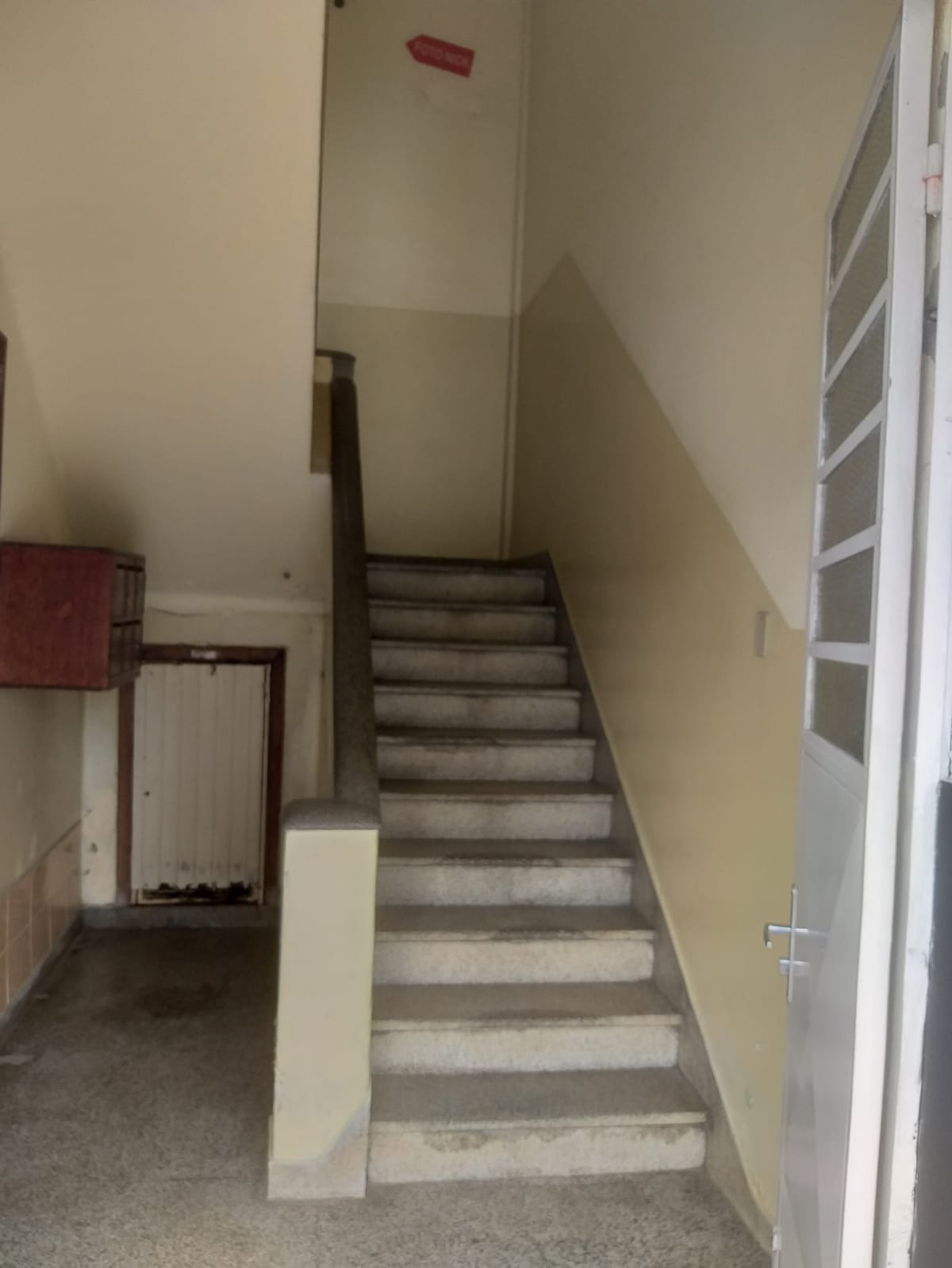 Escritório n° 21 - Av. Brasiliano de Moraes, nº 39 - Porto Alegre/RS, localizado em Porto Alegre - RS