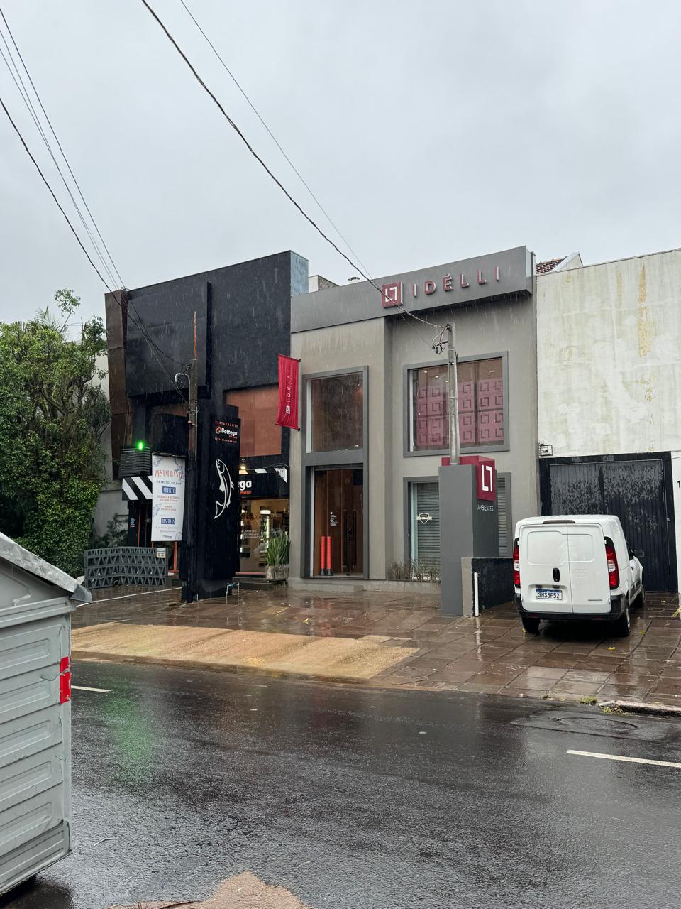 Prédio Sito À Rua Quintino Bocaiúva, N° 1000 - Moinhos De Vento - Porto Alegre/rs - Suspenso Por Embargos De Terceiros, localizado em Porto Alegre - RS, bairro Moinhos de Vento