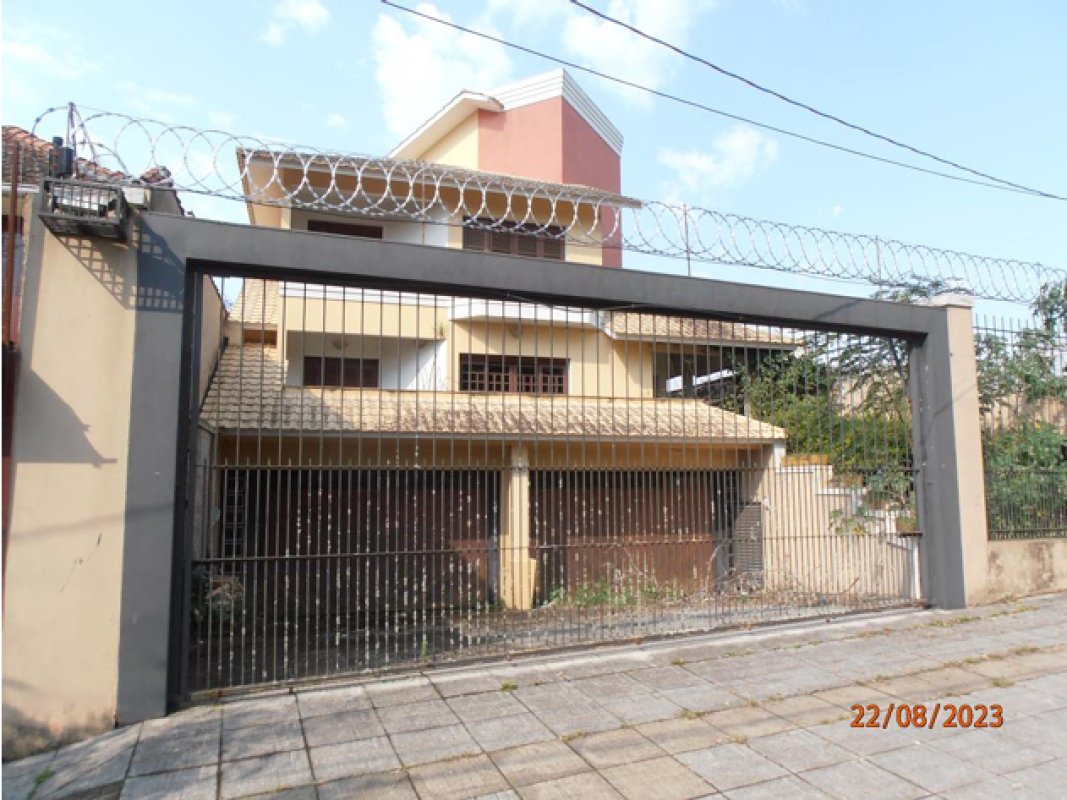 Rua Marista, Nº 180 - Porto Alegre/rs, localizado em Porto Alegre - RS