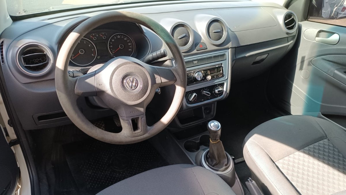 LOTE 001 - VW/Saveiro CS - Ano/modelo 2014/2015