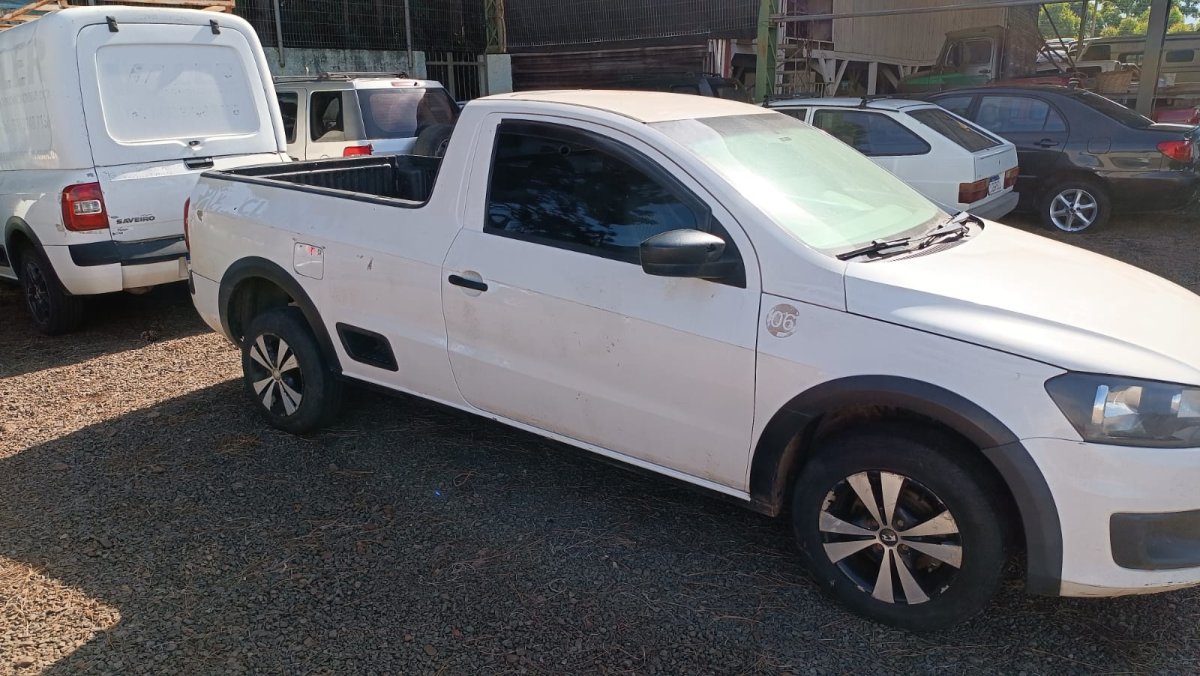 LOTE 001 - VW/Saveiro CS - Ano/modelo 2014/2015